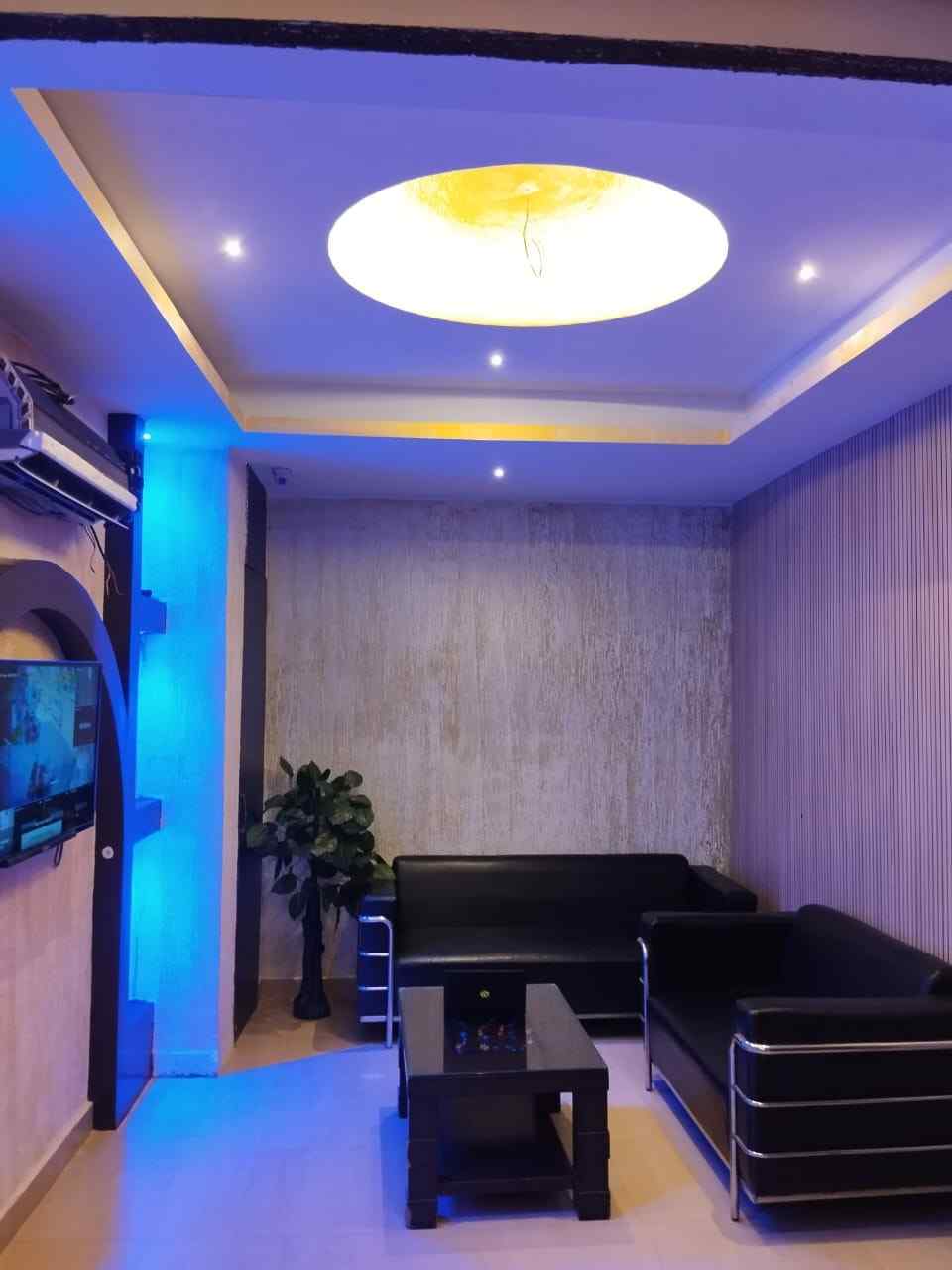 RELAXING BODY LUXURY SPA spa area