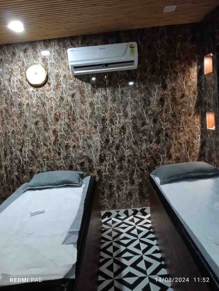 Alma Thai Spa bed area