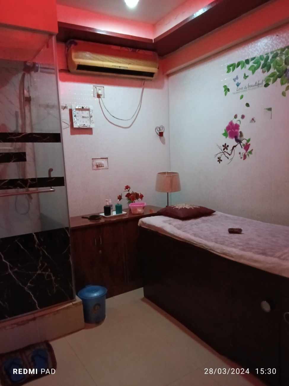 SPA CLOUDS bed area
