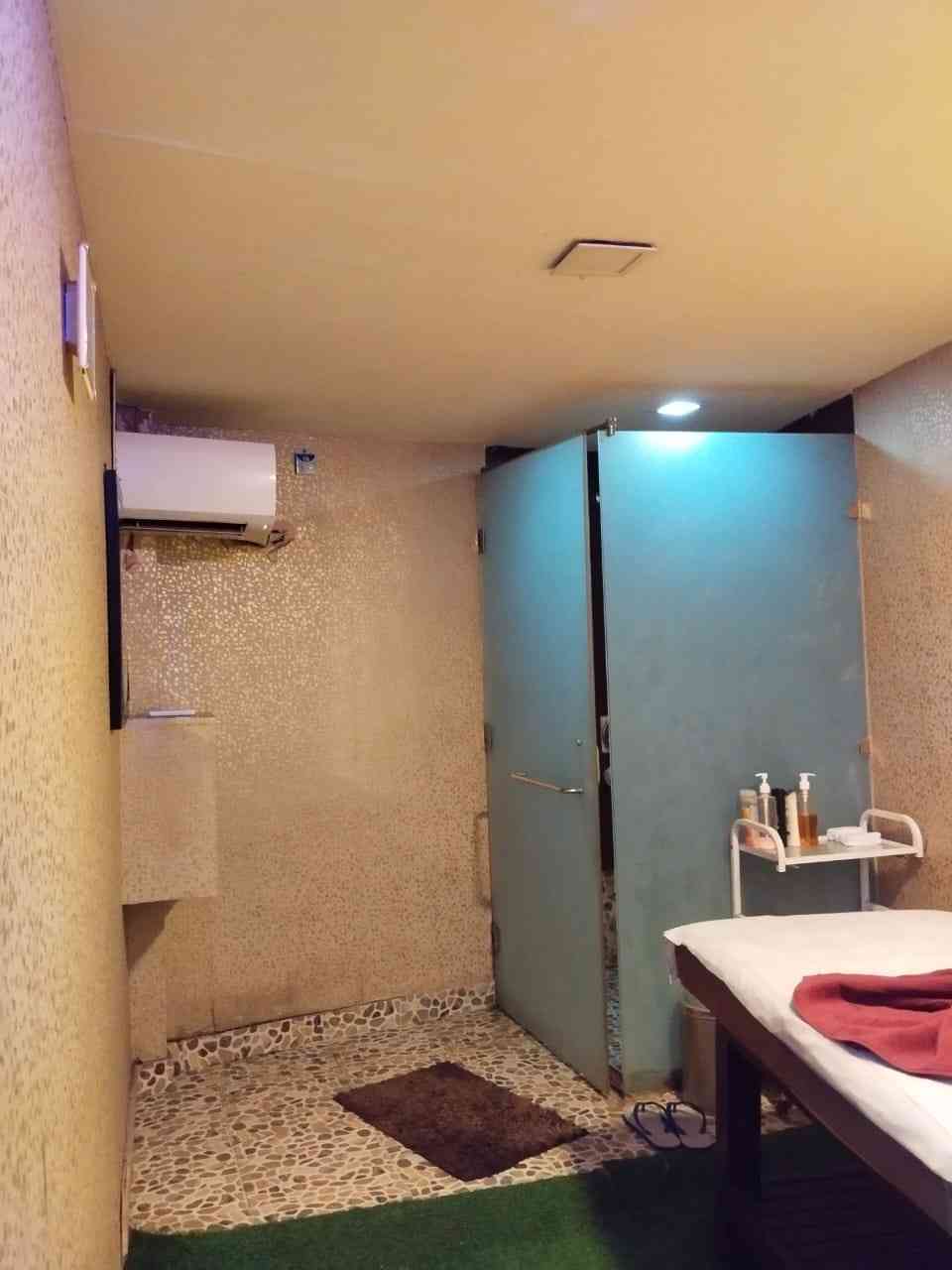 Aananda SPA bed area