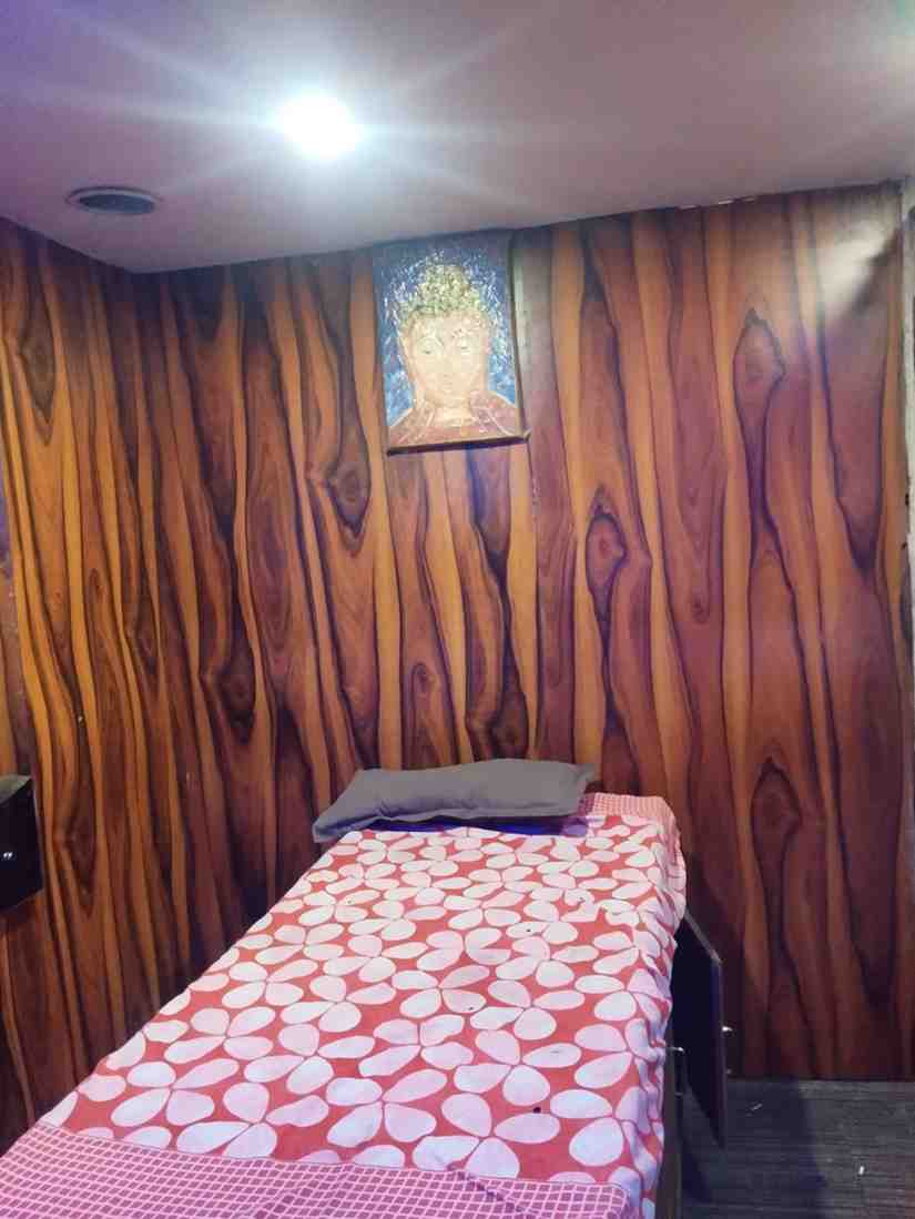 Amazing Spa bed area