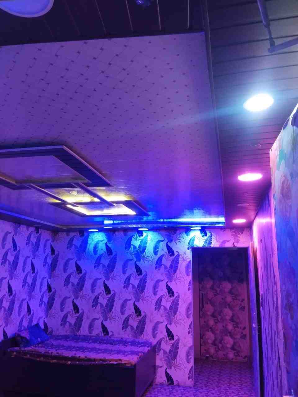 The Rose Spa bed area