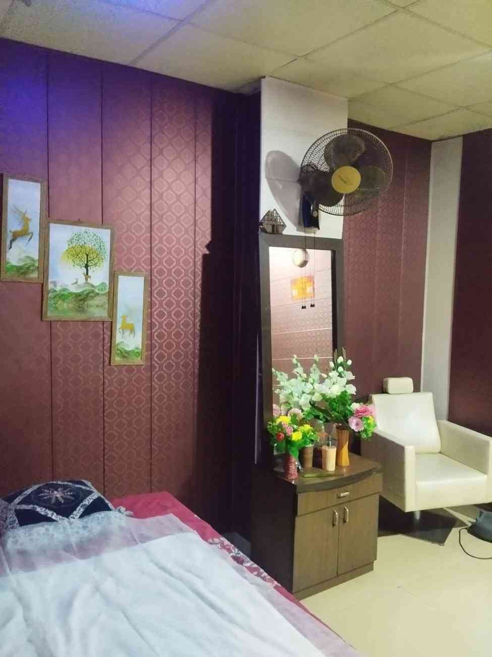 TUXANIE SPA bed area