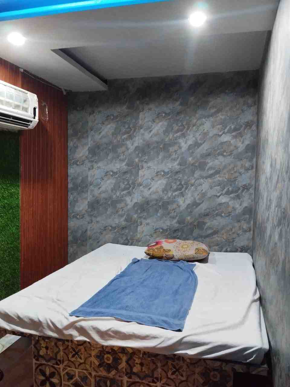 Kara Refresh Day SPA bed area