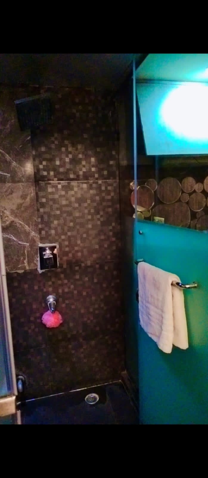 Arogyam Thai Spa room area